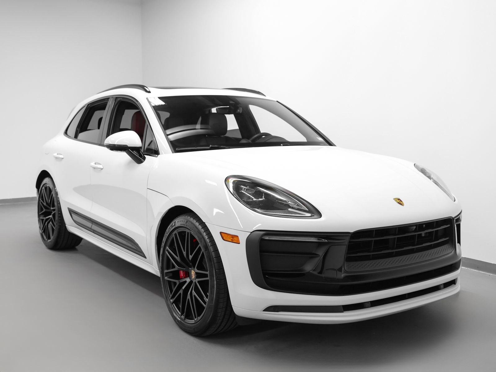 Certified 2022 Porsche Macan GTS image 10