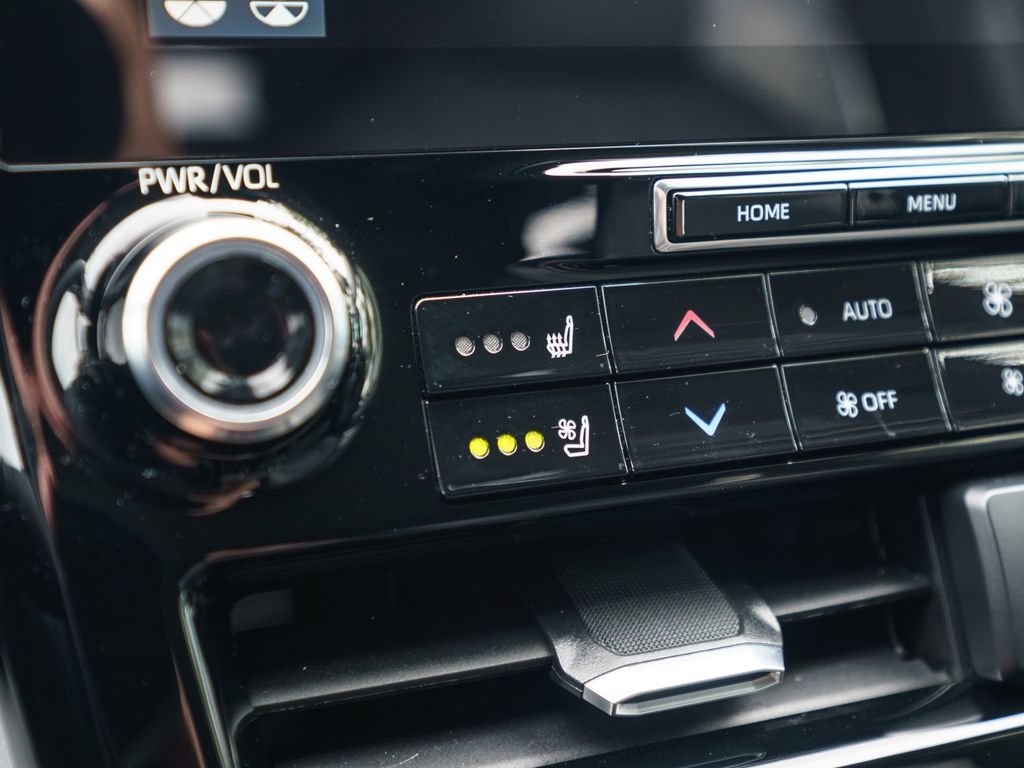 Used 2021 Toyota Highlander Platinum AWD/4WD image 33