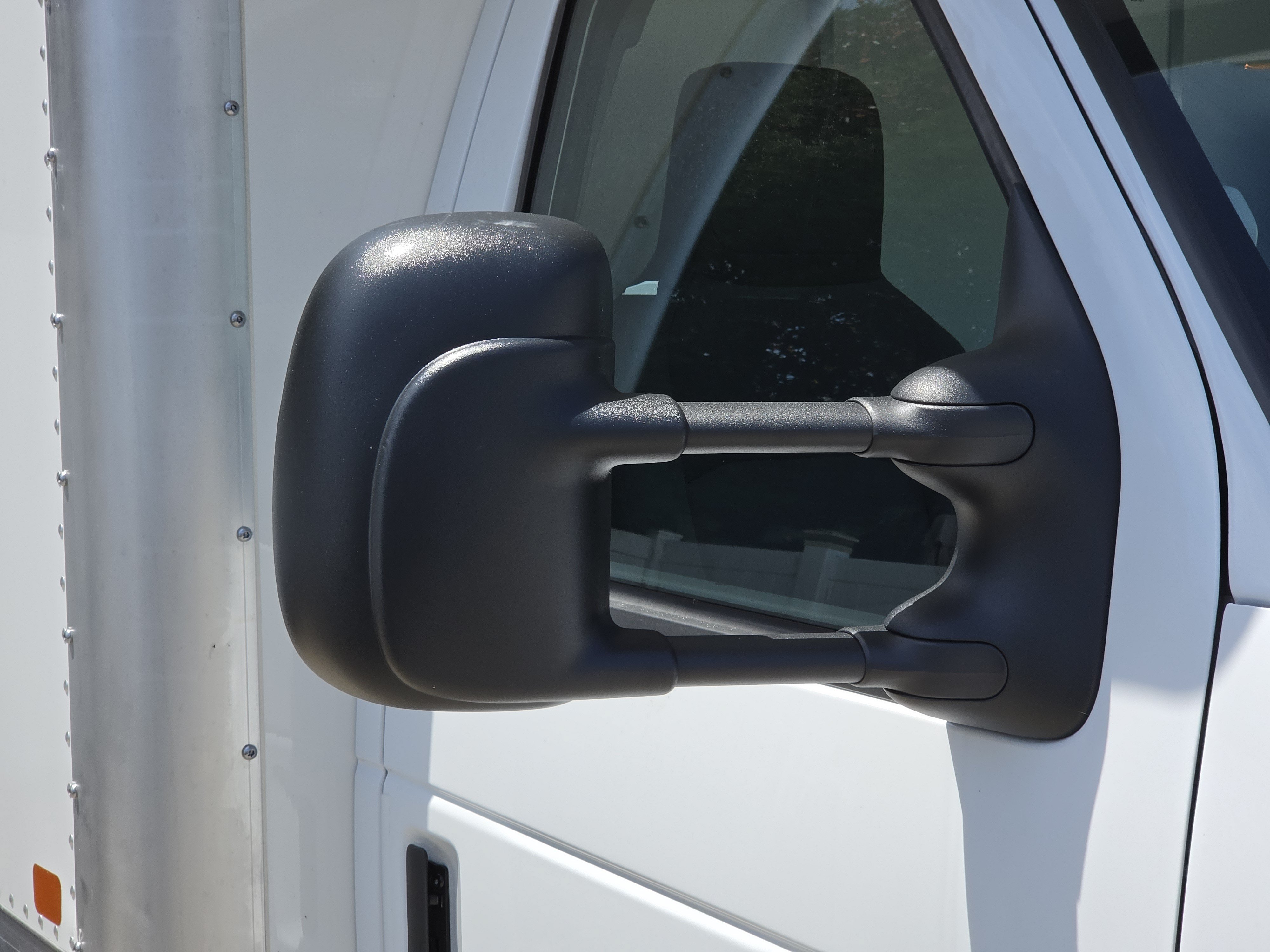 New 2027 Ford E-450 and Econoline 450 Super Duty w/ Power Equipment Group RWD image 5