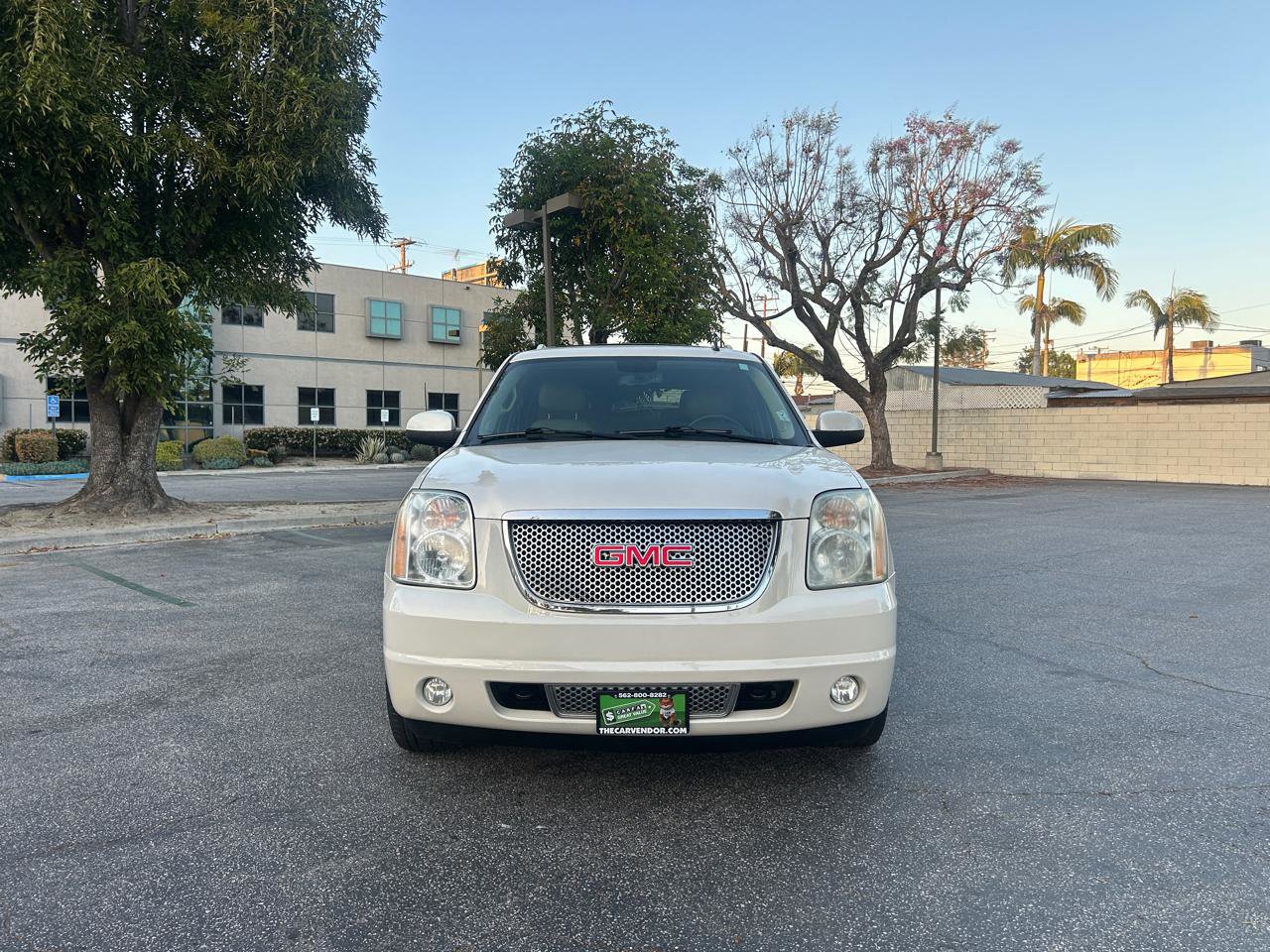 Used 2012 GMC Yukon Denali image 26