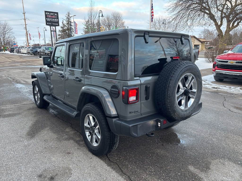 Used 2022 Jeep Wrangler Unlimited Sahara w/ Cold Weather Group AWD/4WD image 7