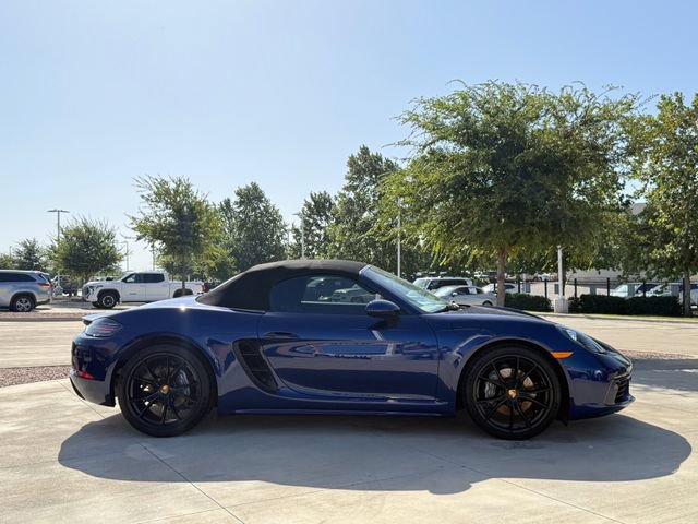 Used 2020 Porsche 718 Boxster RWD image 5