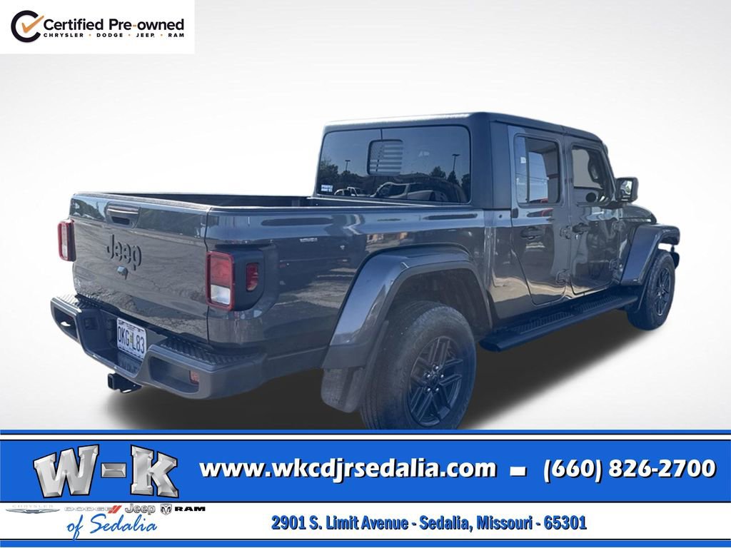 Used 2024 Jeep Gladiator Sport AWD/4WD image 4