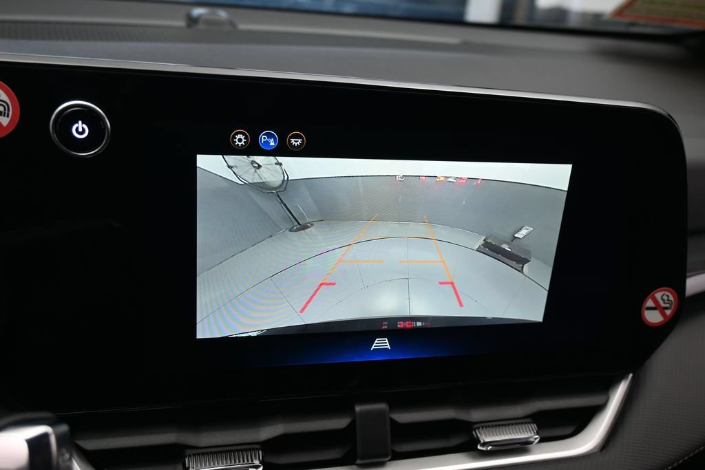 Used 2026 Chevrolet Equinox LT FWD image 20