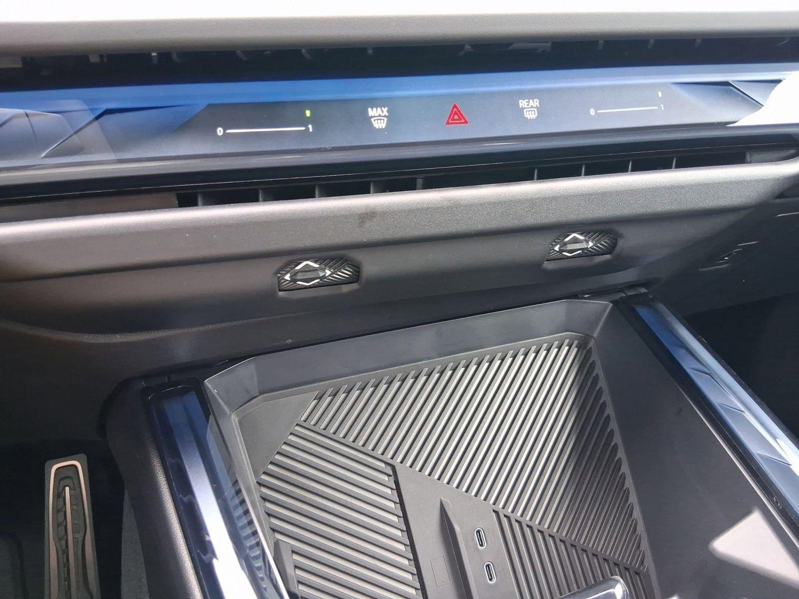 Used 2026 BMW X3 xDrive30 w/ M Sport Package image 25