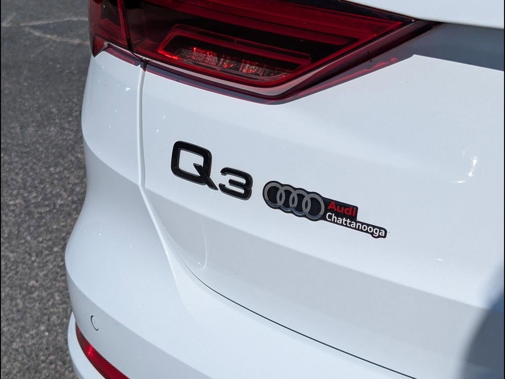 Used 2024 Audi Q3 2.0T Premium image 21