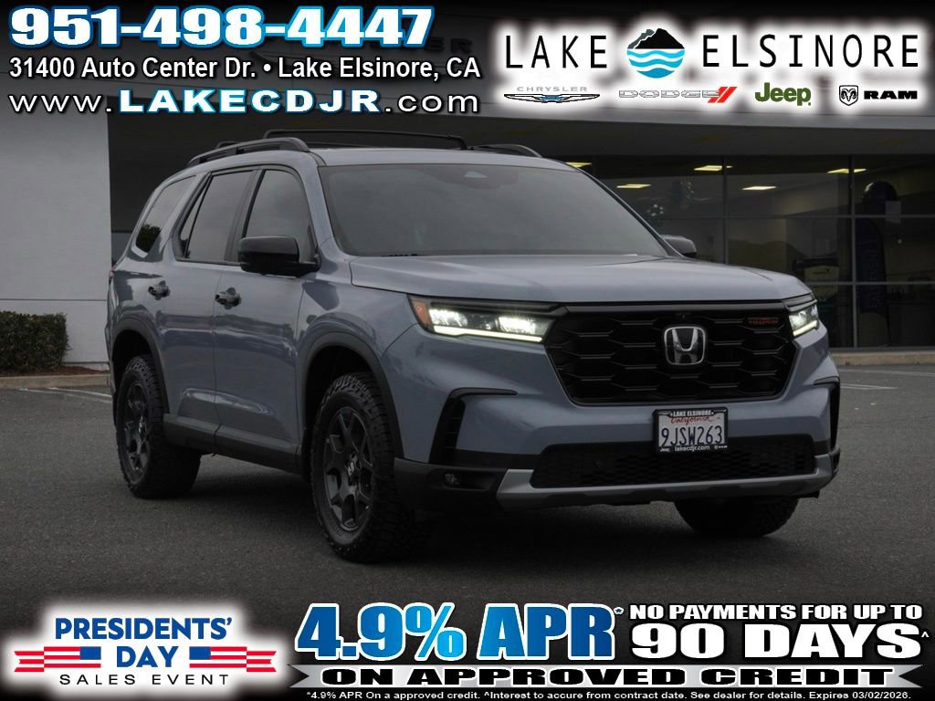 Used 2024 Honda Pilot TrailSport image 1