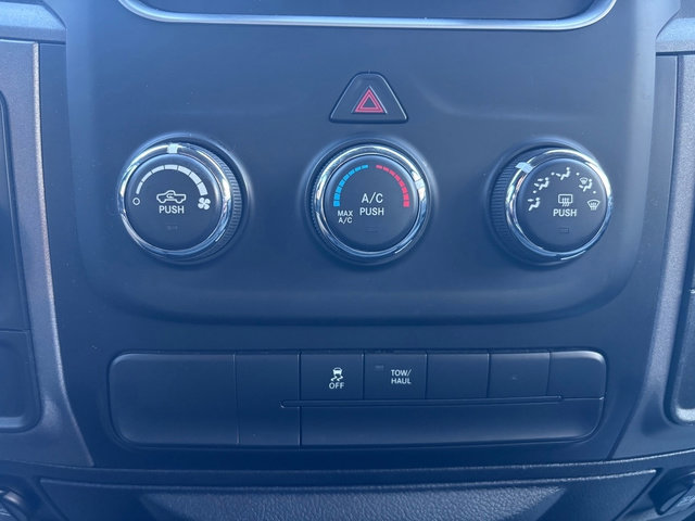 Used 2014 RAM 1500 Express image 22