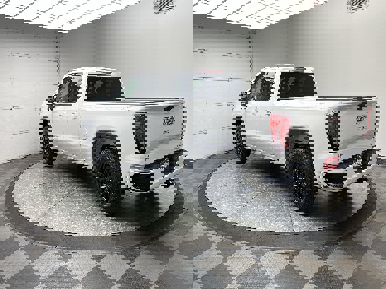 New 2026 GMC Sierra 1500 Elevation image 2