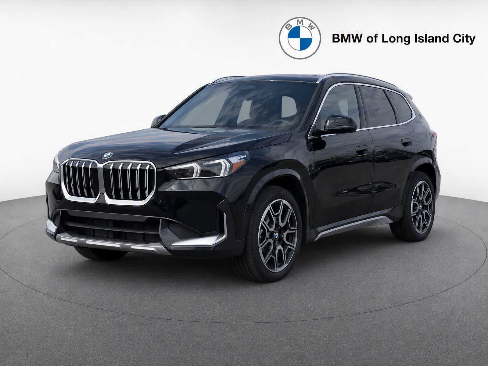 New 2026 BMW X1 xDrive28i w/ Technology Package AWD/4WD image 3