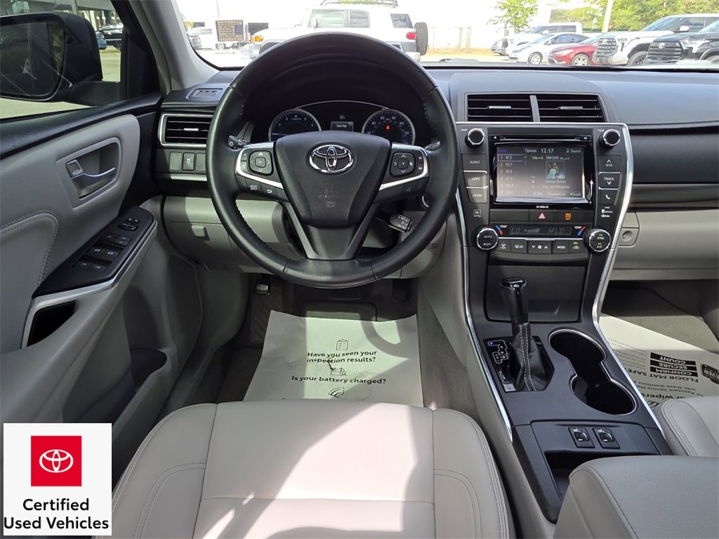 Certified 2017 Toyota Camry XLE image 7