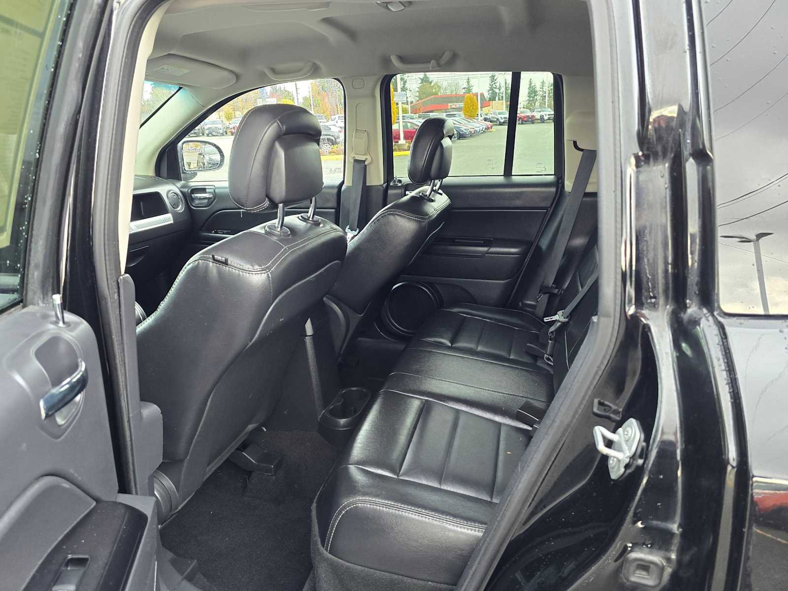 Used 2015 Jeep Compass Sport image 19