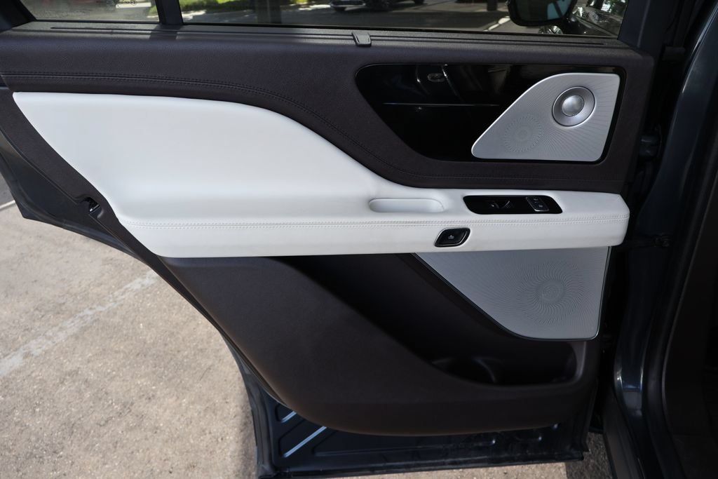 Used 2020 Lincoln Aviator Black Label w/ Dynamic Handling Package AWD/4WD image 50