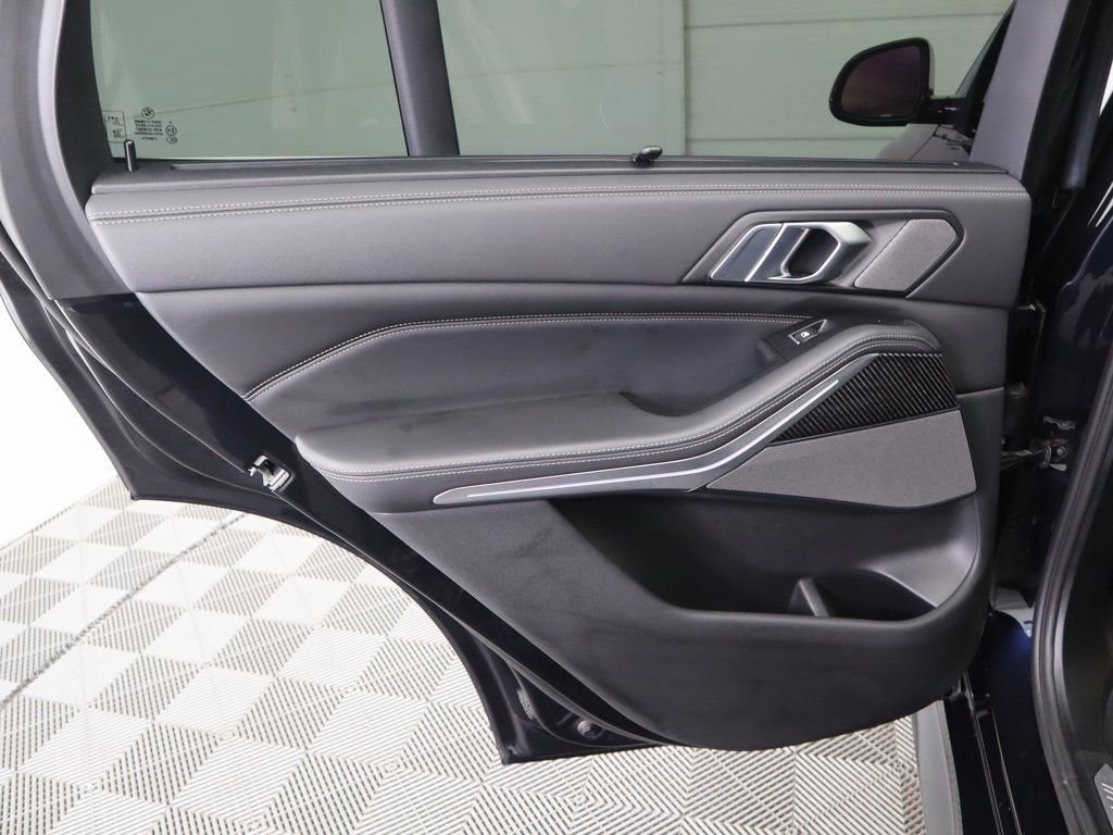 Used 2023 BMW X5 M50i w/ Executive Package image 27