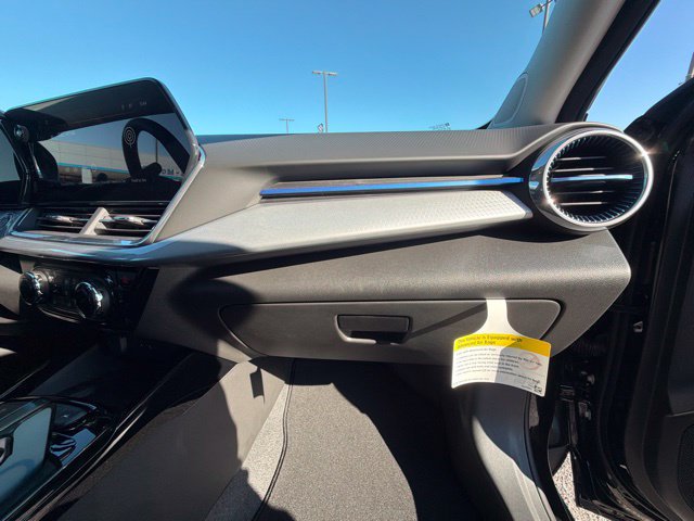 New 2026 Chevrolet Trax LT w/ Sunroof Package FWD image 58