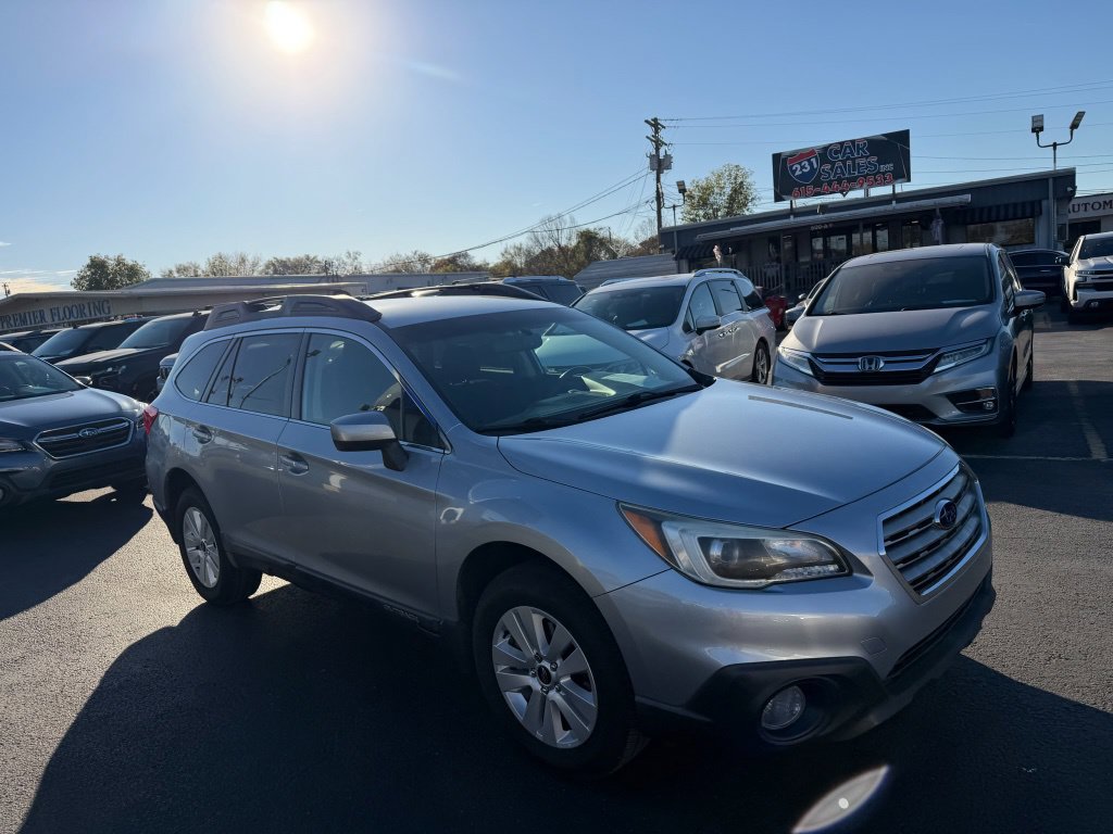 Used 2015 Subaru Outback 2.5i Premium AWD/4WD image 2