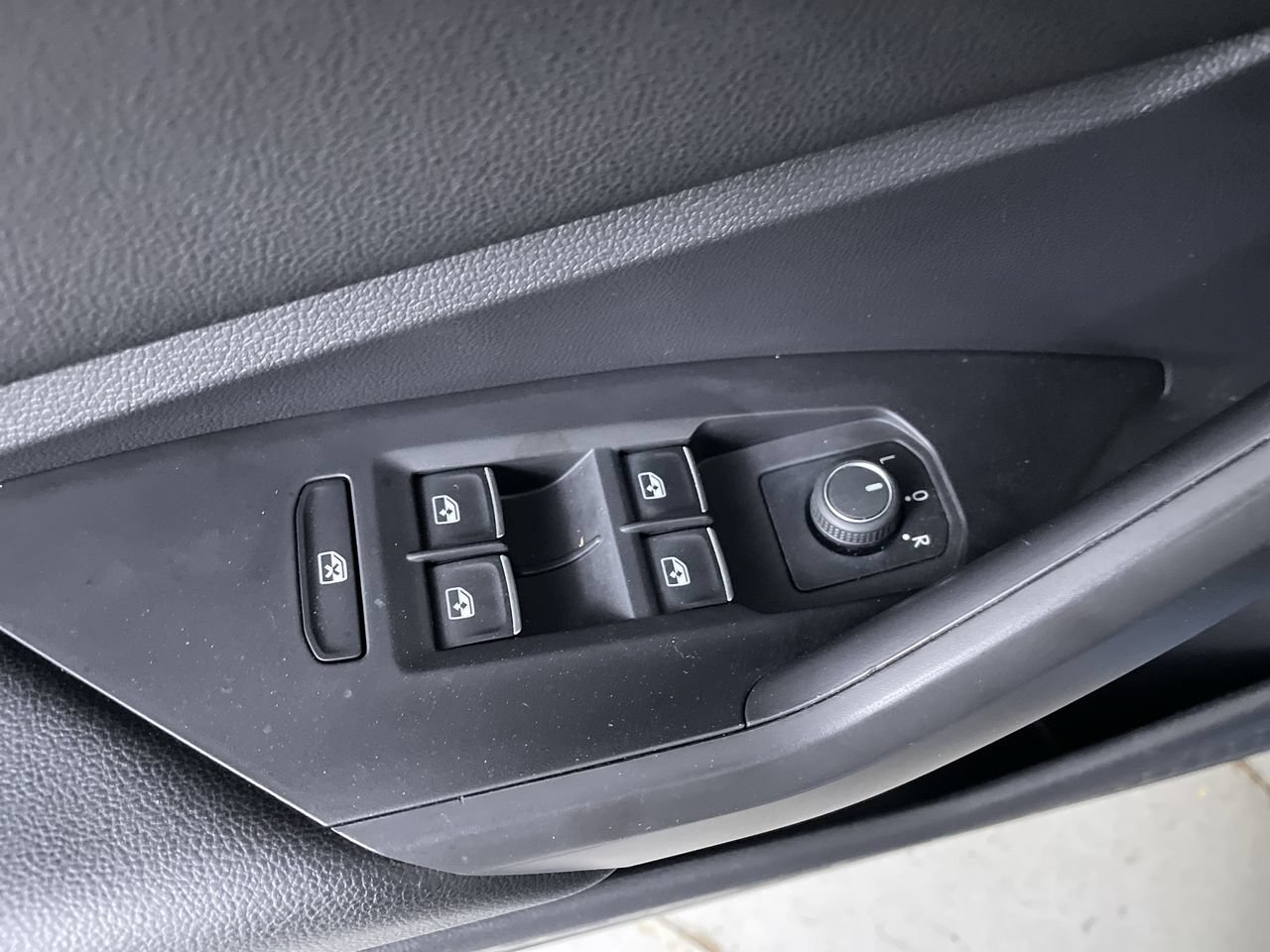Used 2021 Volkswagen Jetta S FWD image 12