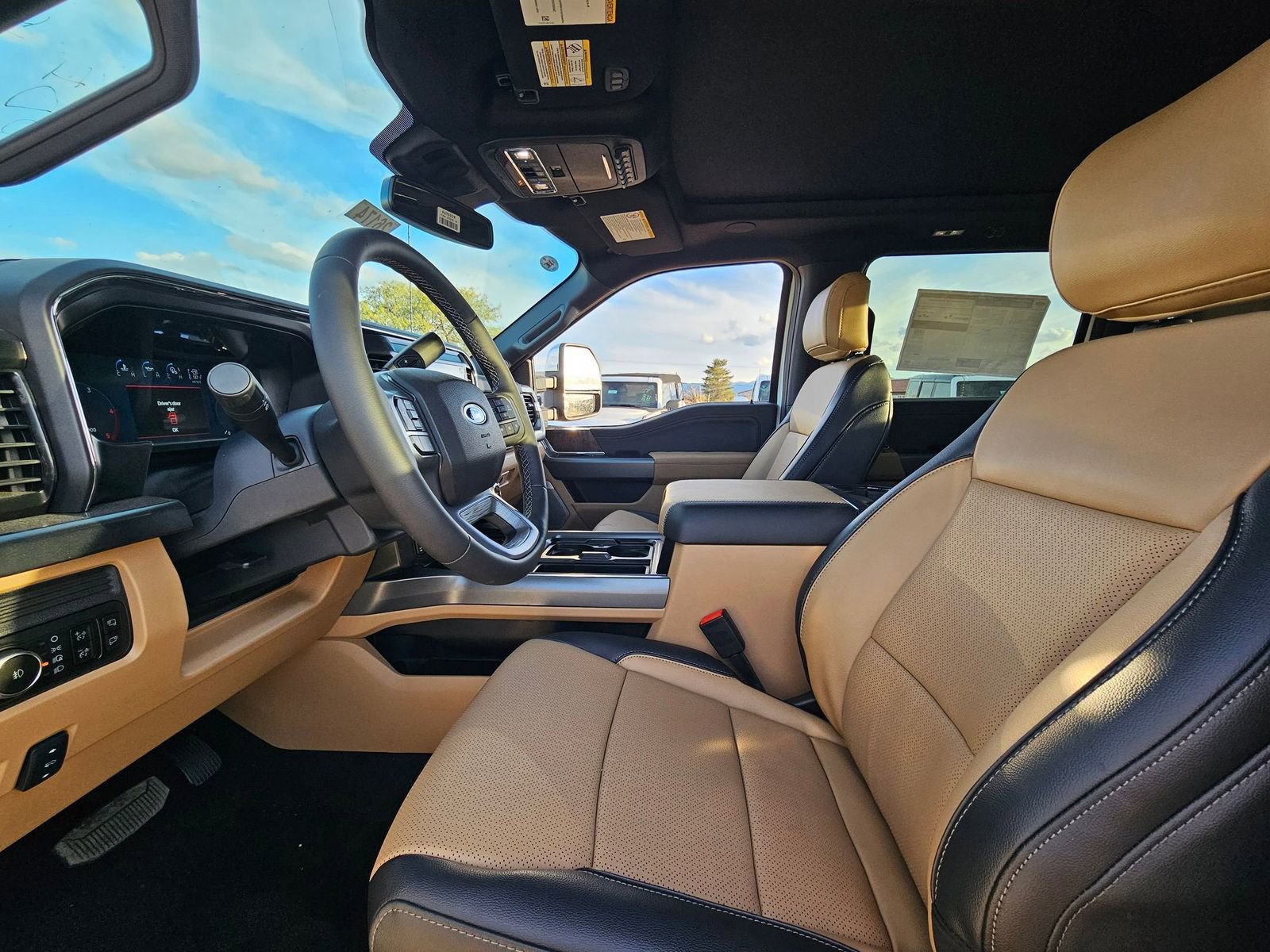 New 2026 Ford F350 Lariat w/ Lariat Ultimate Package AWD/4WD image 11