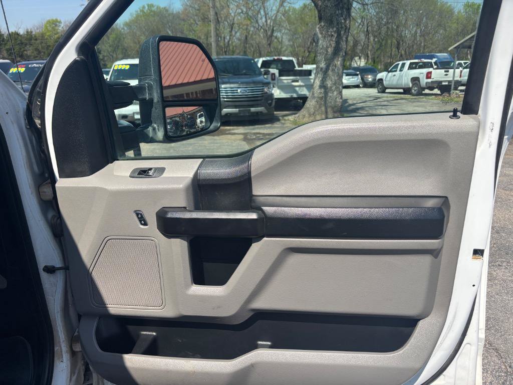 Used 2018 Ford F250 XL w/ STX Appearance Package AWD/4WD image 25