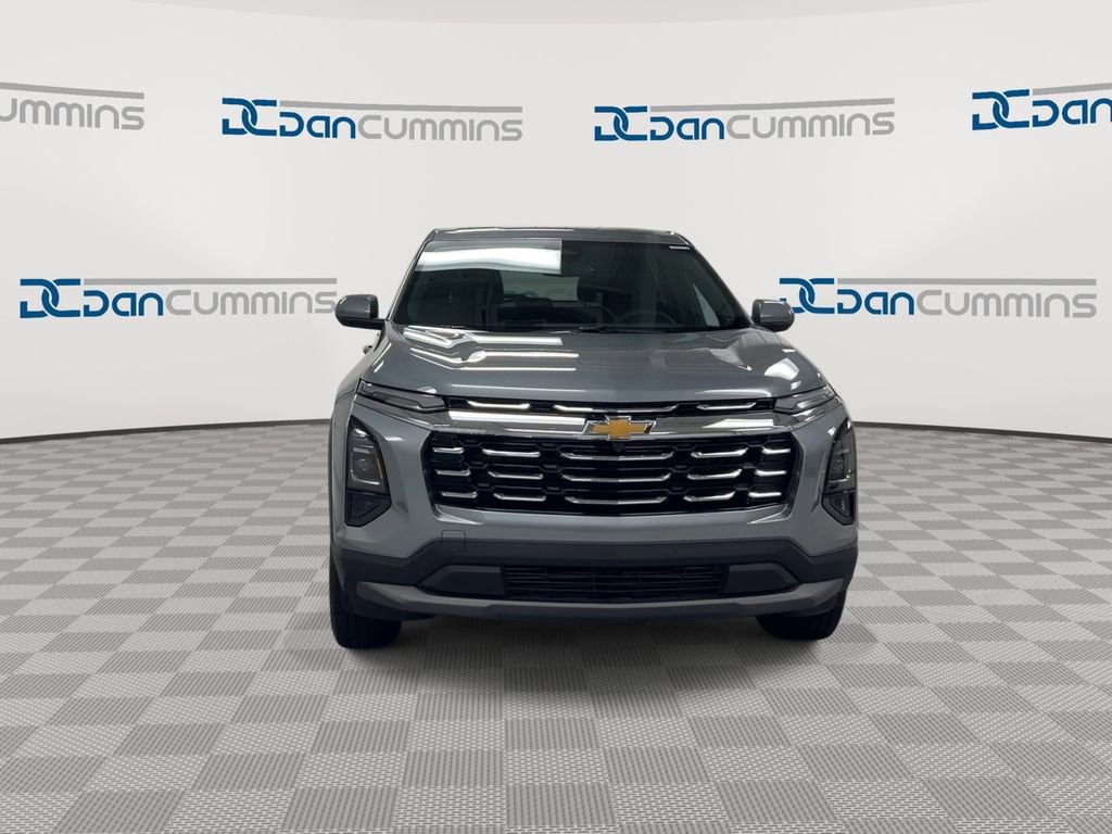 Used 2026 Chevrolet Equinox LT FWD image 3
