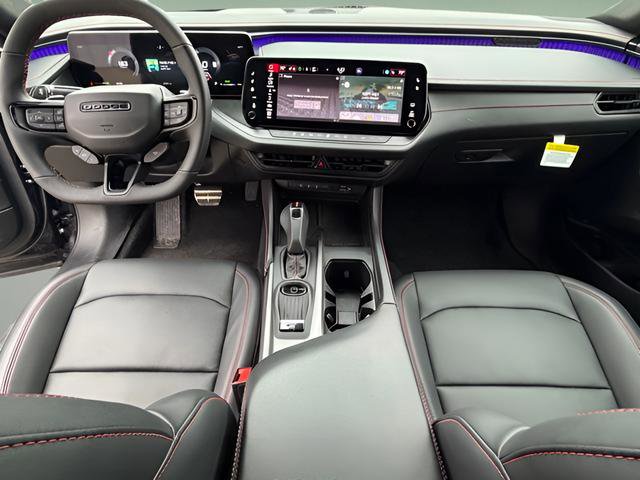 Used 2025 Dodge Charger R/T w/ Plus Group image 40