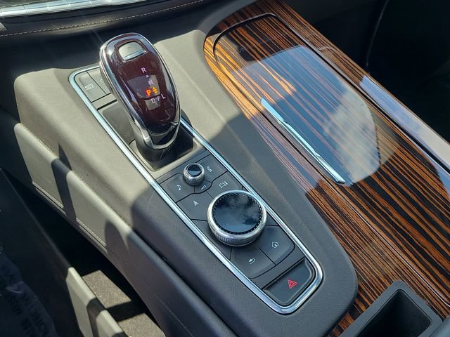 Used 2023 Cadillac Escalade ESV Premium Luxury AWD/4WD image 32
