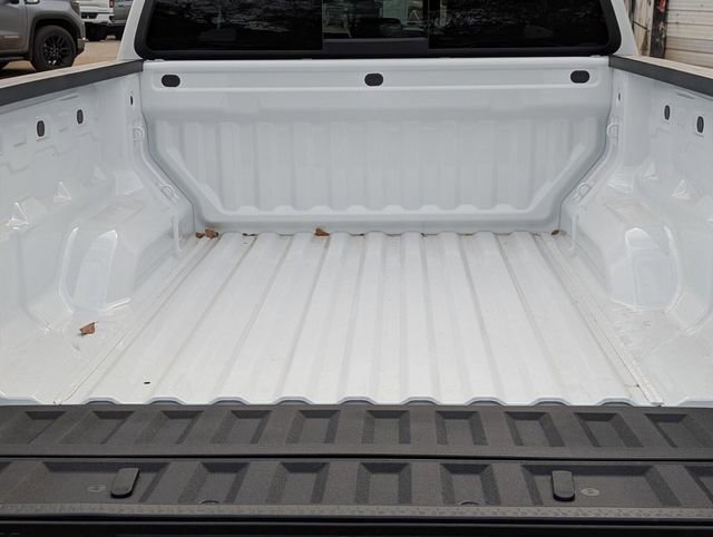 New 2026 GMC Canyon Elevation w/ Convenience Package image 6