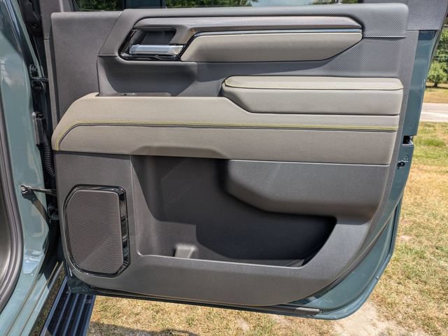 New 2026 Chevrolet Silverado 2500 ZR2 AWD/4WD image 35