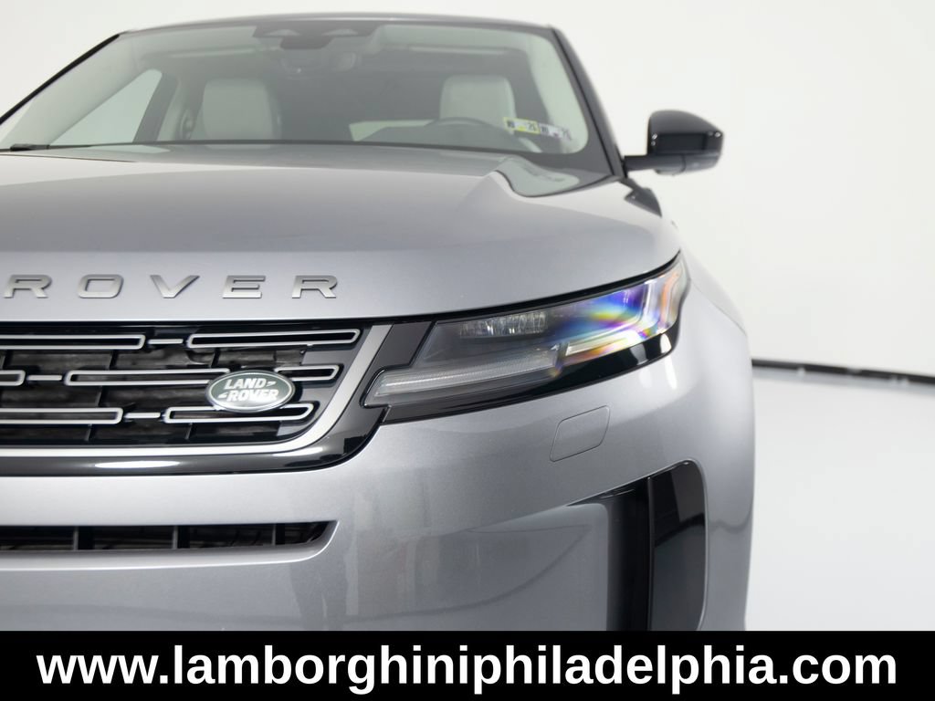 Used 2025 Land Rover Range Rover Evoque S AWD/4WD image 39