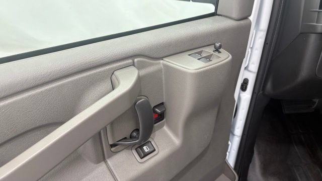 New 2026 Chevrolet Express 2500 w/ Driver Convenience Package RWD image 18