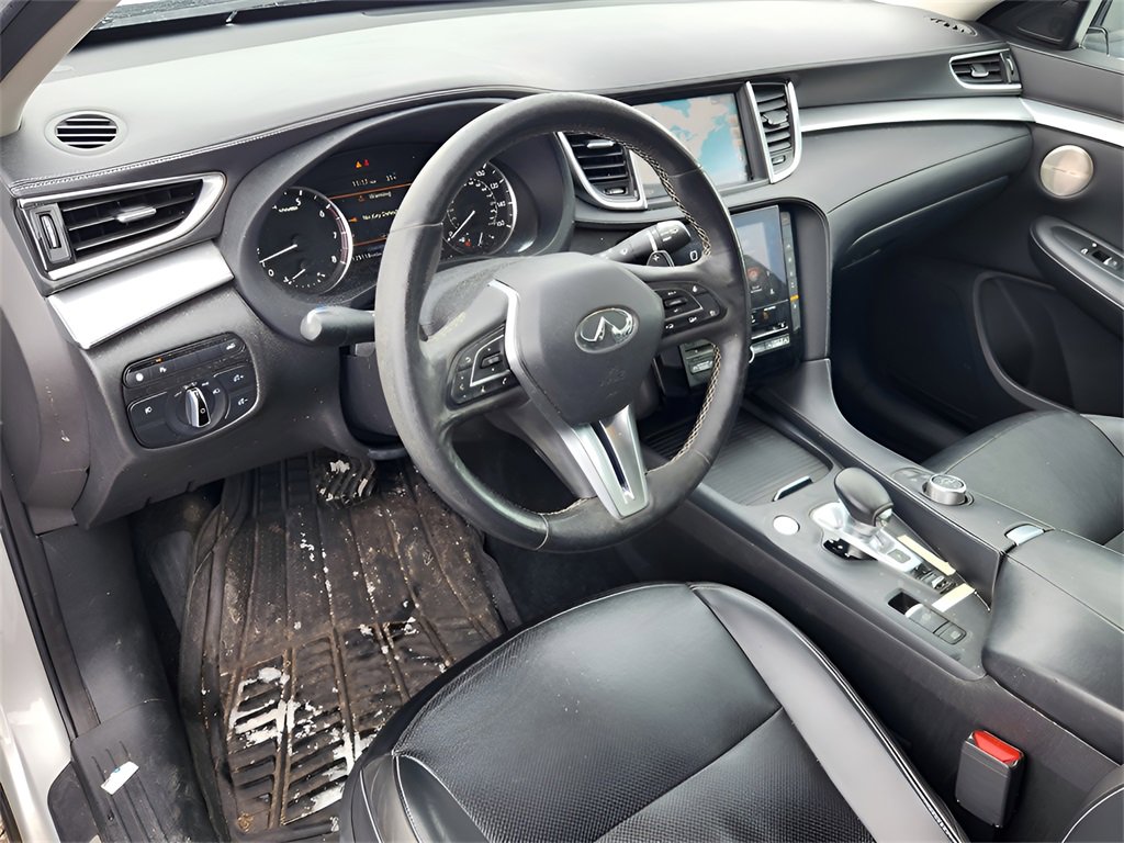 Used 2019 INFINITI QX50 Essential w/ Premium Heat Package image 18
