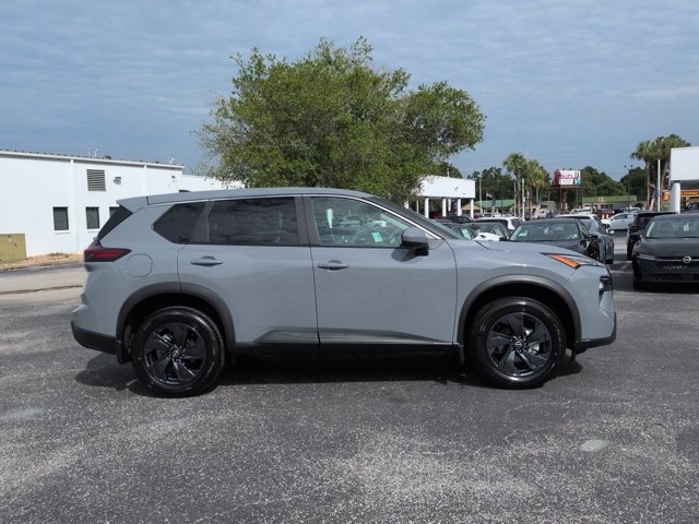 Certified 2026 Nissan Rogue SV FWD image 3