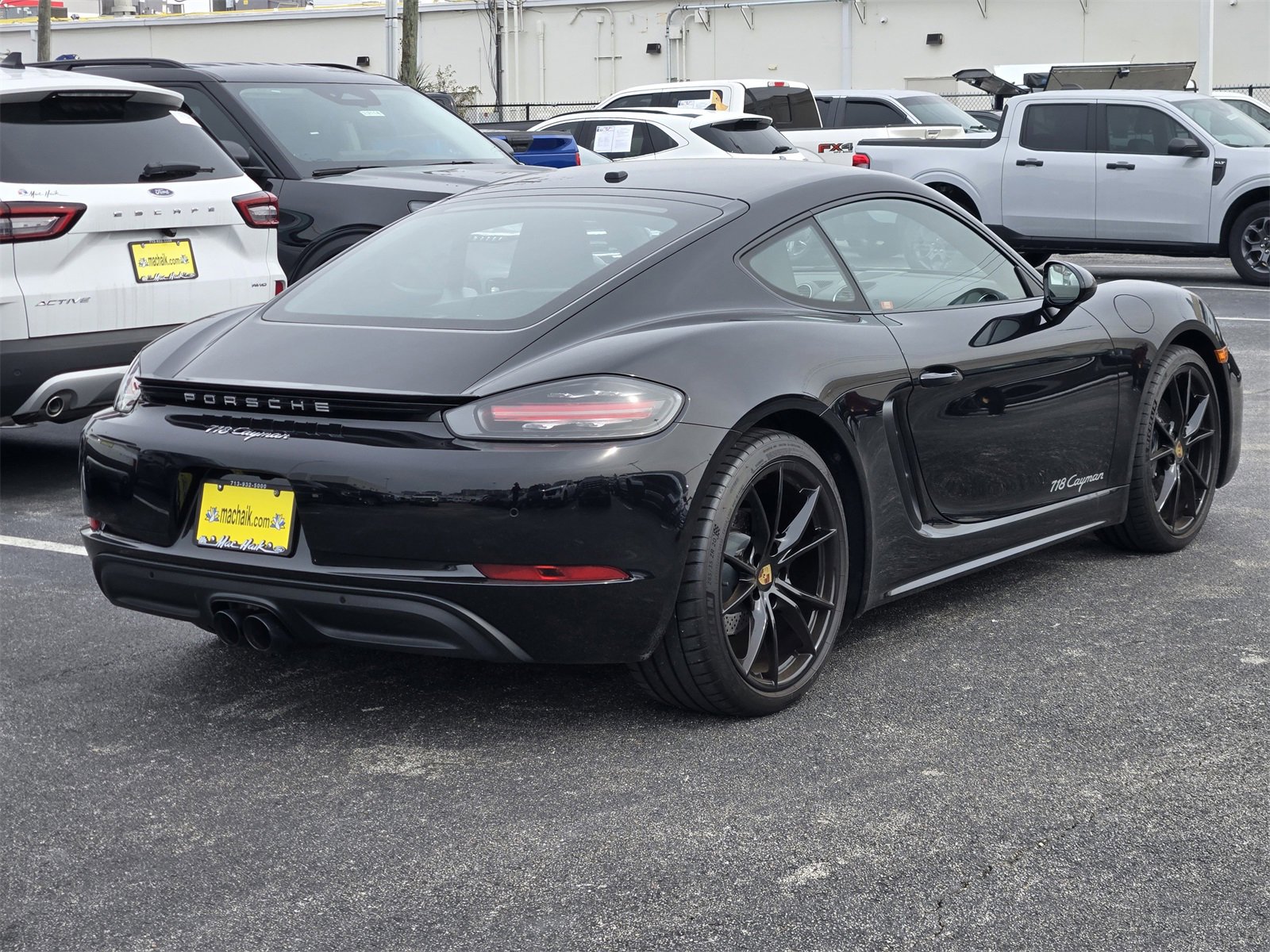 Used 2025 Porsche 718 Cayman image 5