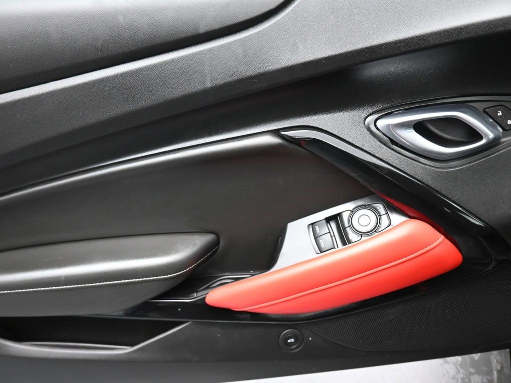 Used 2021 Chevrolet Camaro SS w/ Redline Edition image 10