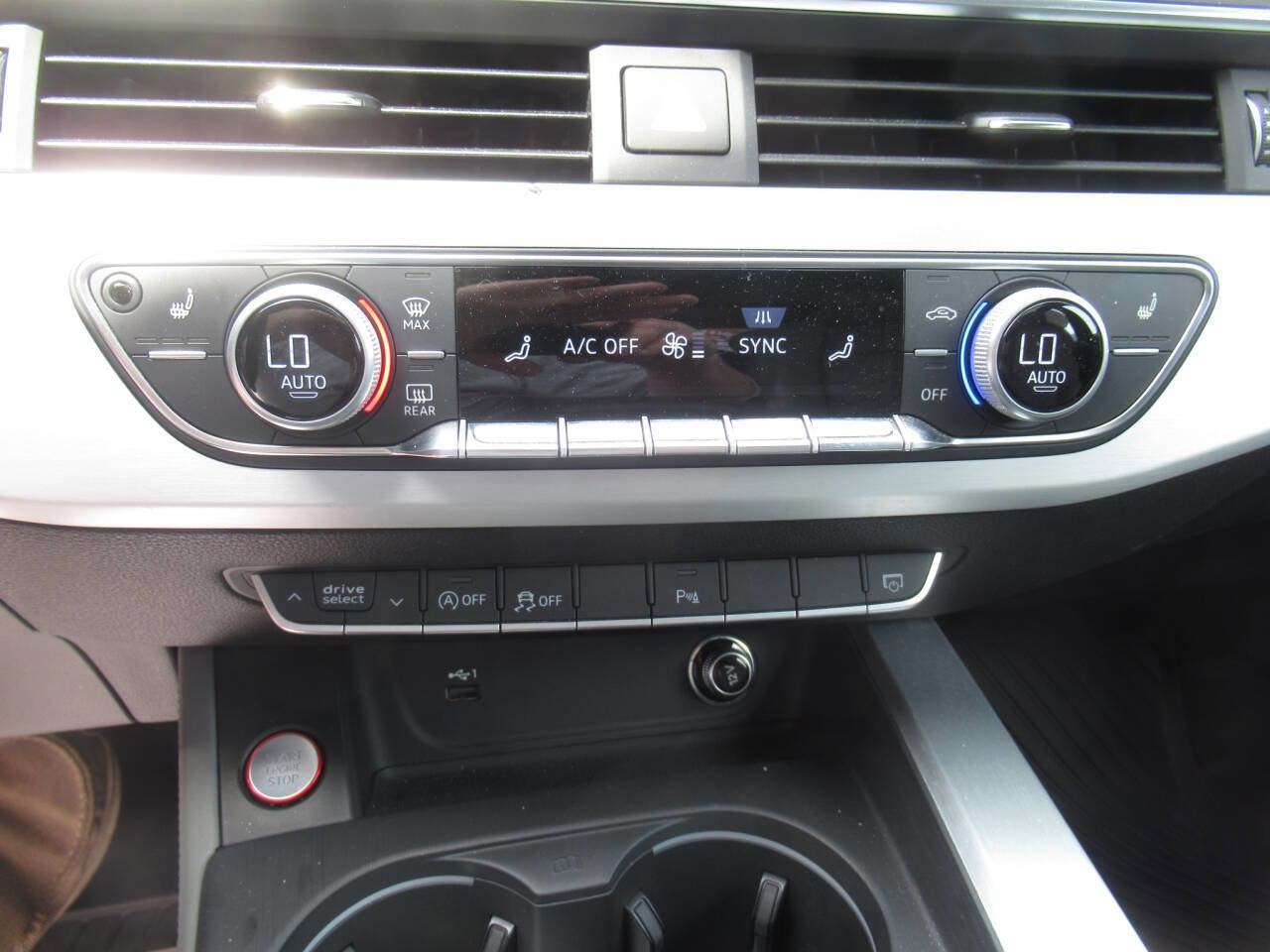 Used 2018 Audi S4 Prestige AWD/4WD image 26