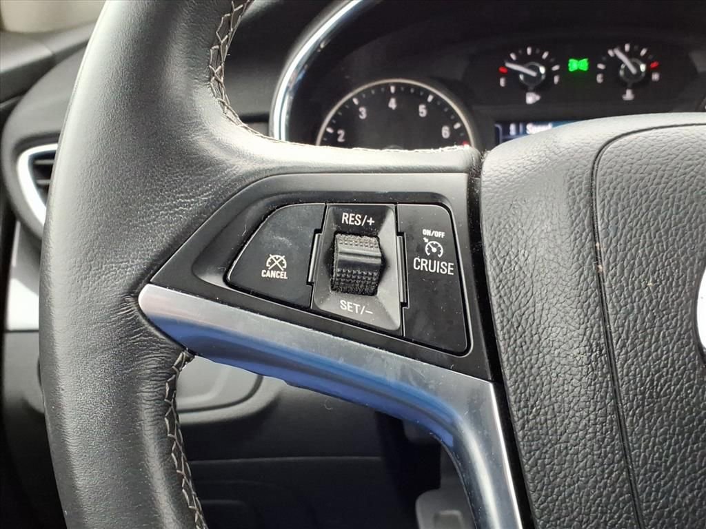 Certified 2022 Buick Encore Preferred w/ Safety Package image 25