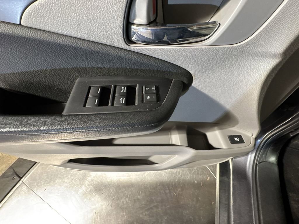 Used 2019 Honda Pilot LX image 19