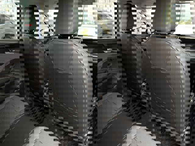 New 2025 Volkswagen Tiguan SE image 28