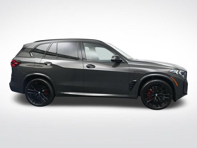 New 2026 BMW X5 xDrive40i w/ M Sport Package AWD/4WD image 3