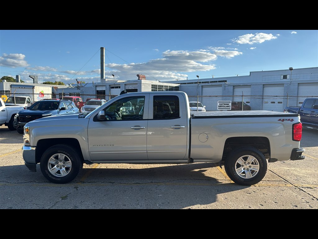 Used 2018 Chevrolet Silverado 1500 LT image 3