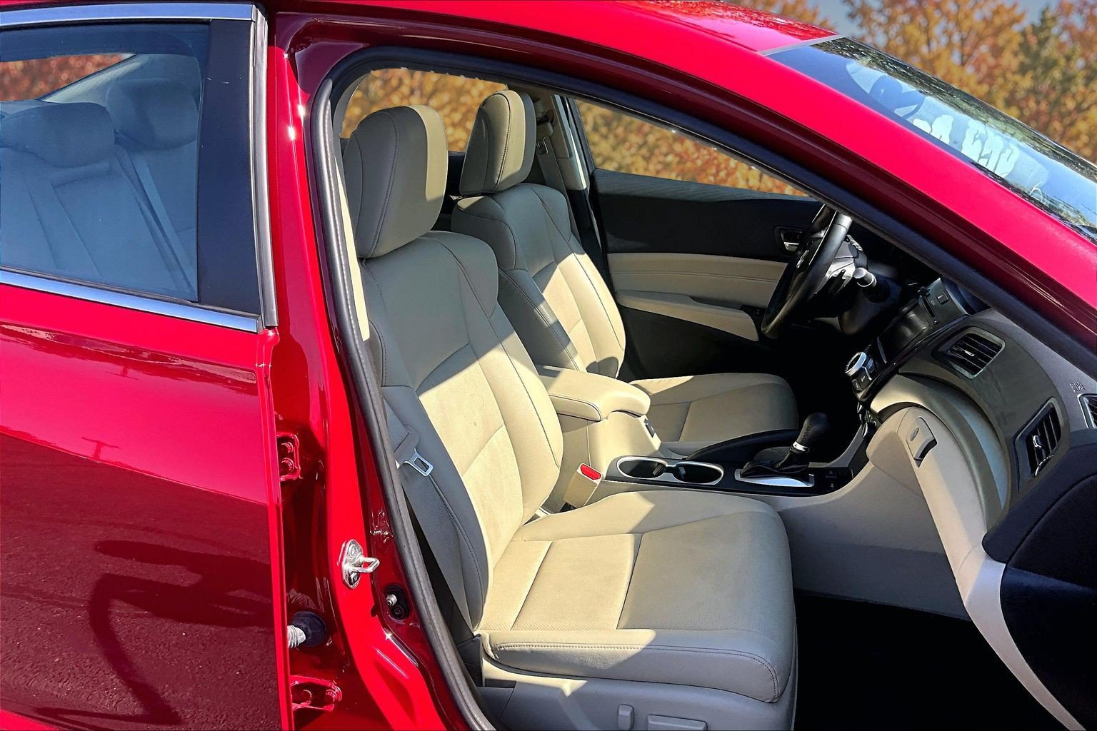 Used 2017 Acura ILX FWD image 9