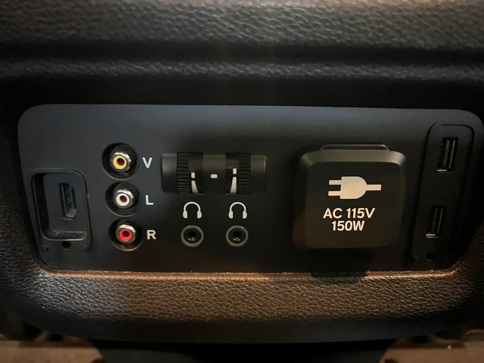 Used 2016 Honda Pilot Elite image 13