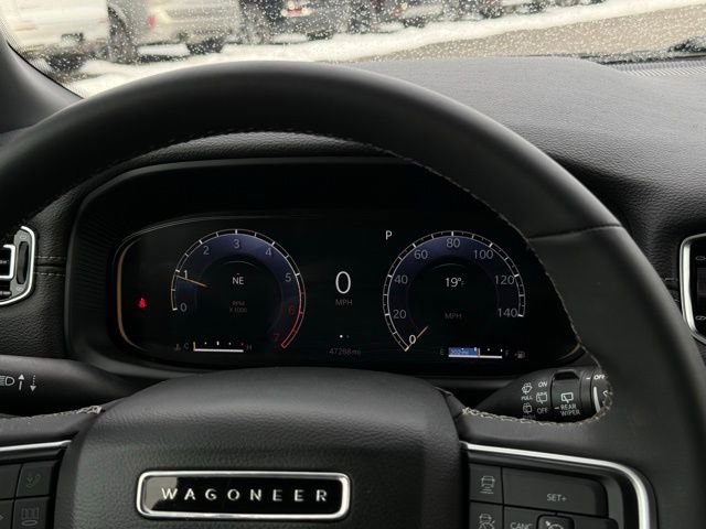 Used 2024 Jeep Wagoneer L Series II w/ Flexible Seating Group image 10