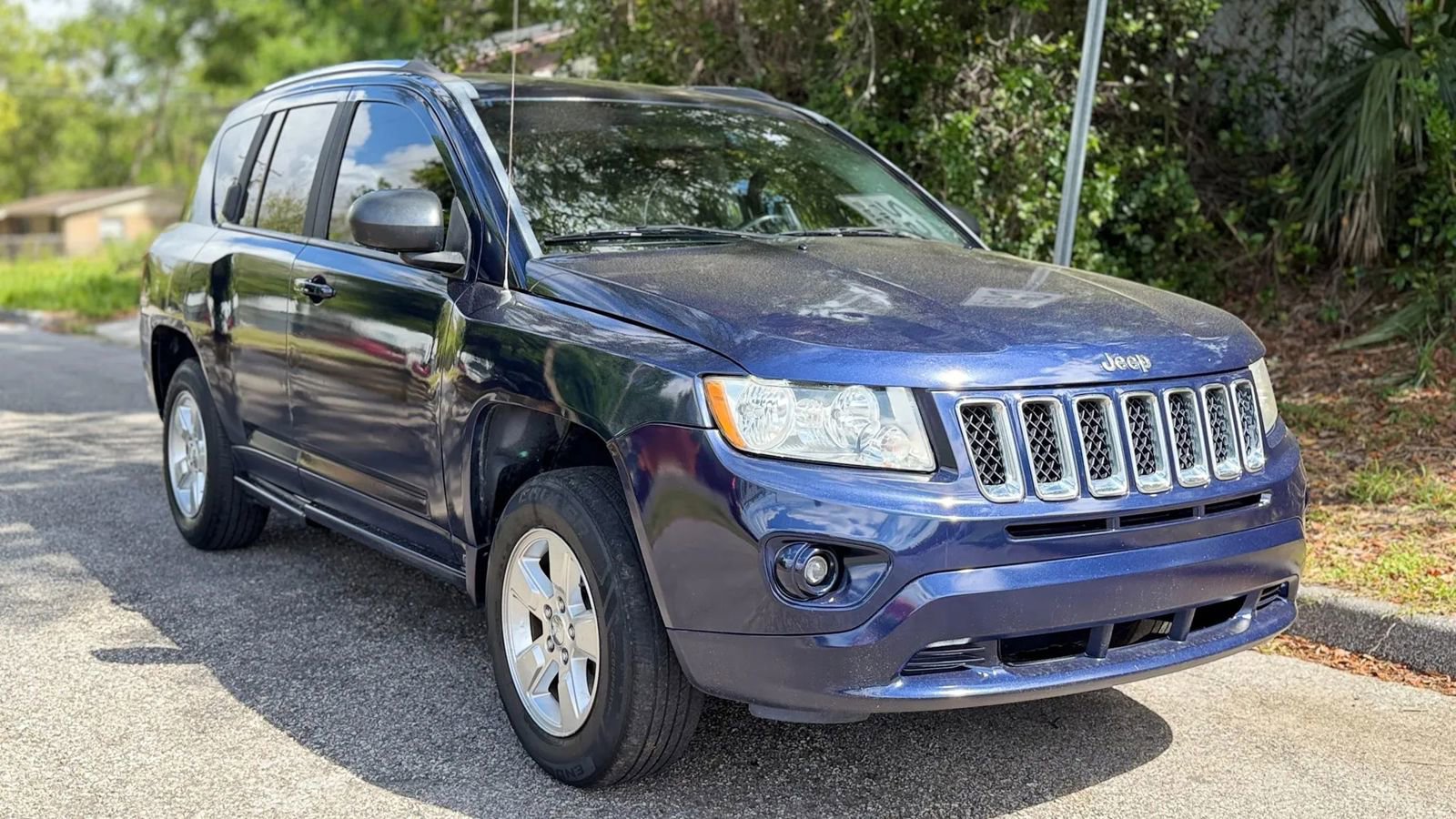 Used 2013 Jeep Compass Sport image 2