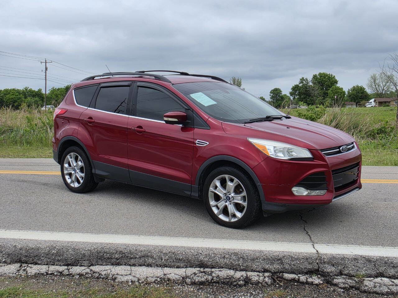 Used 2013 Ford Escape SEL AWD/4WD image 1