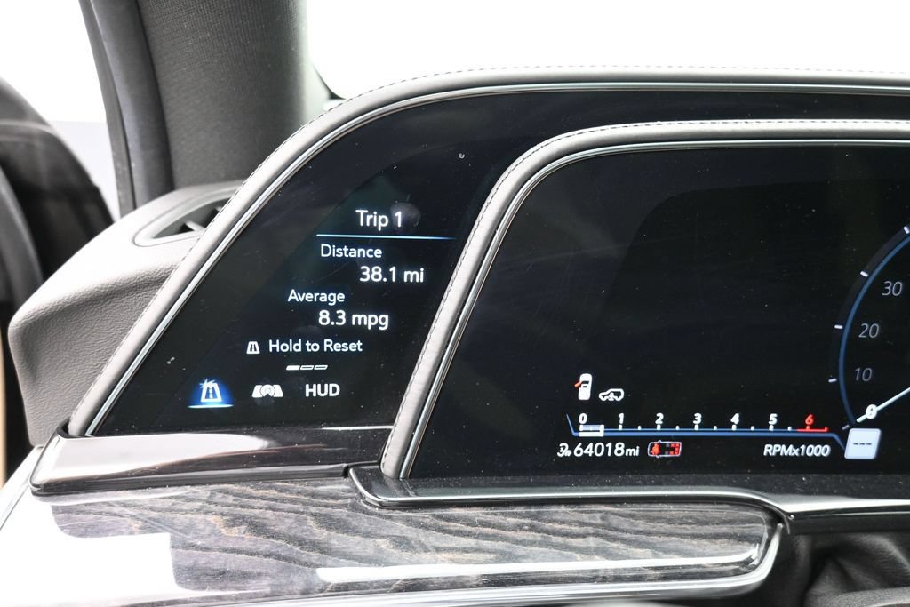 Used 2021 Cadillac Escalade Premium Luxury w/ Driver Assist Tech Package AWD/4WD image 19