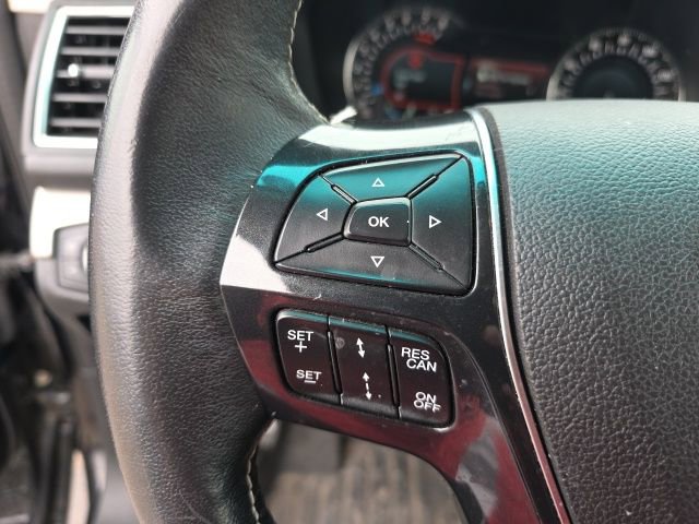 Used 2016 Ford Explorer Platinum image 13