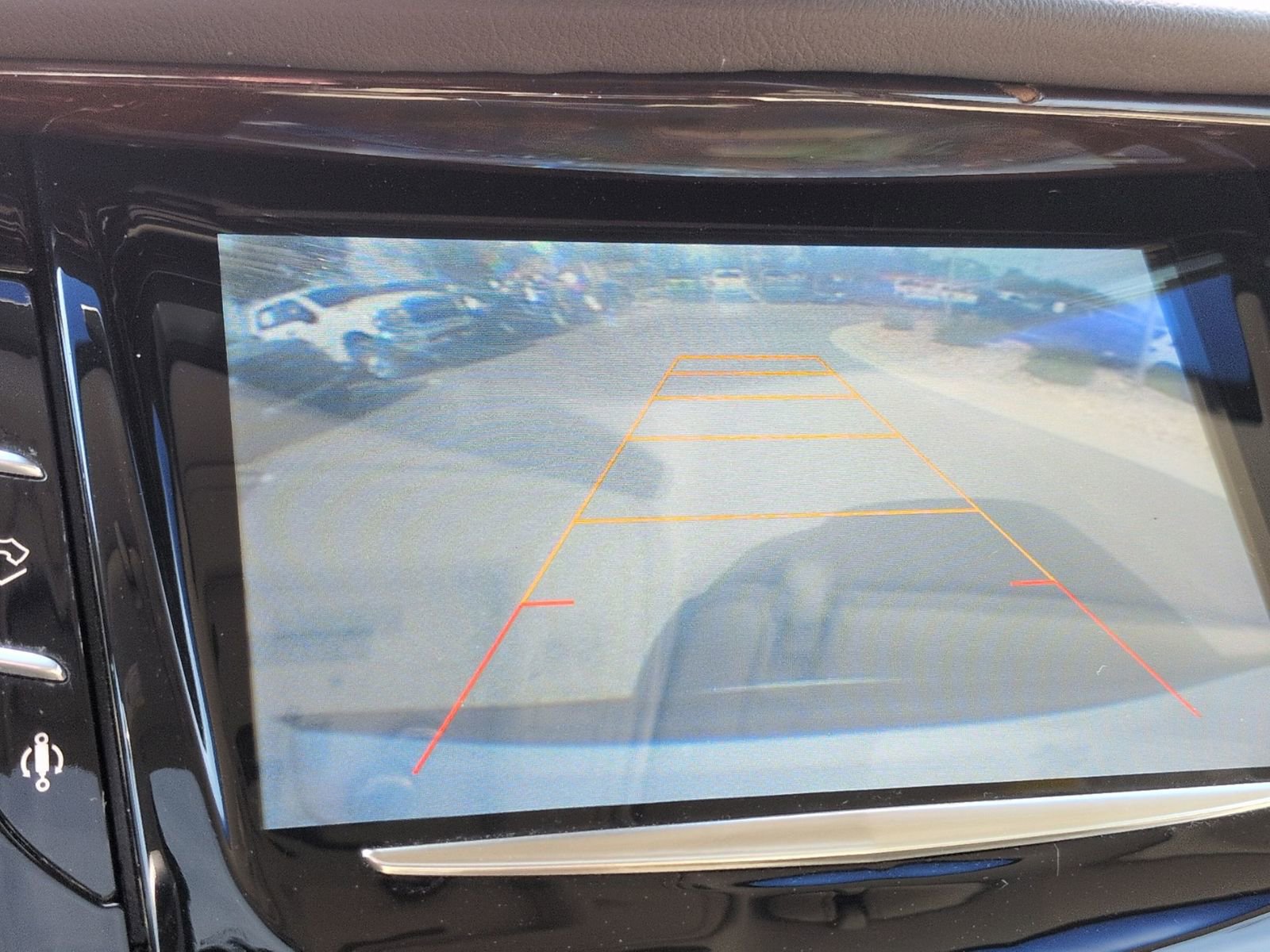 Used 2015 Cadillac Escalade Luxury image 23