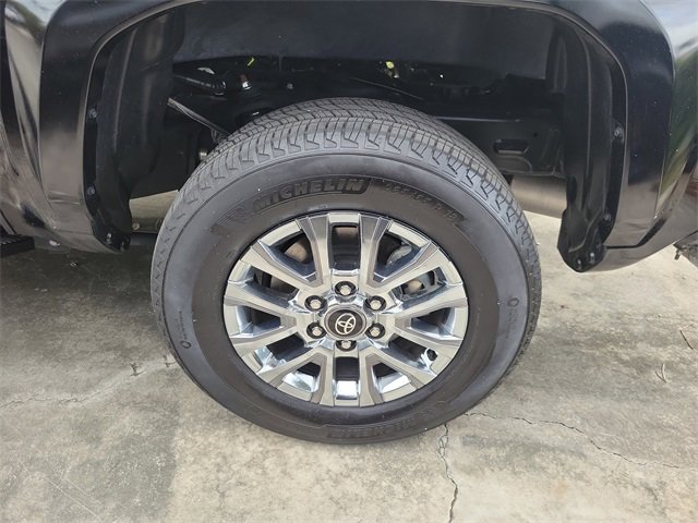 Used 2024 Toyota Tacoma Limited image 6