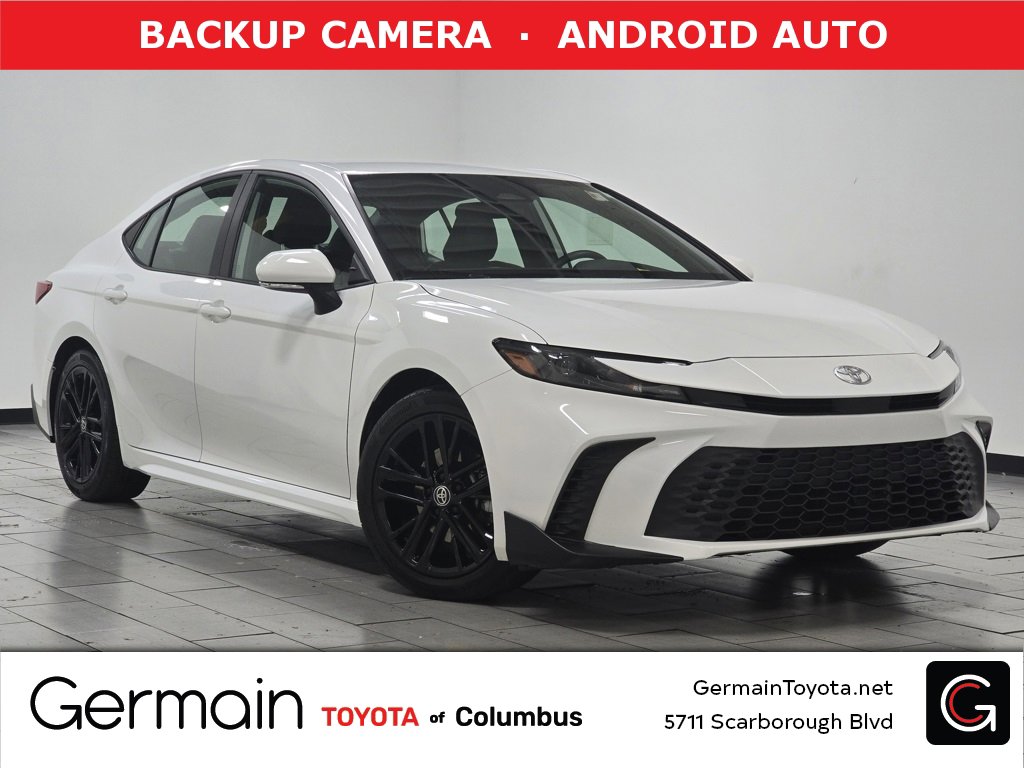 Certified 2025 Toyota Camry SE image 1